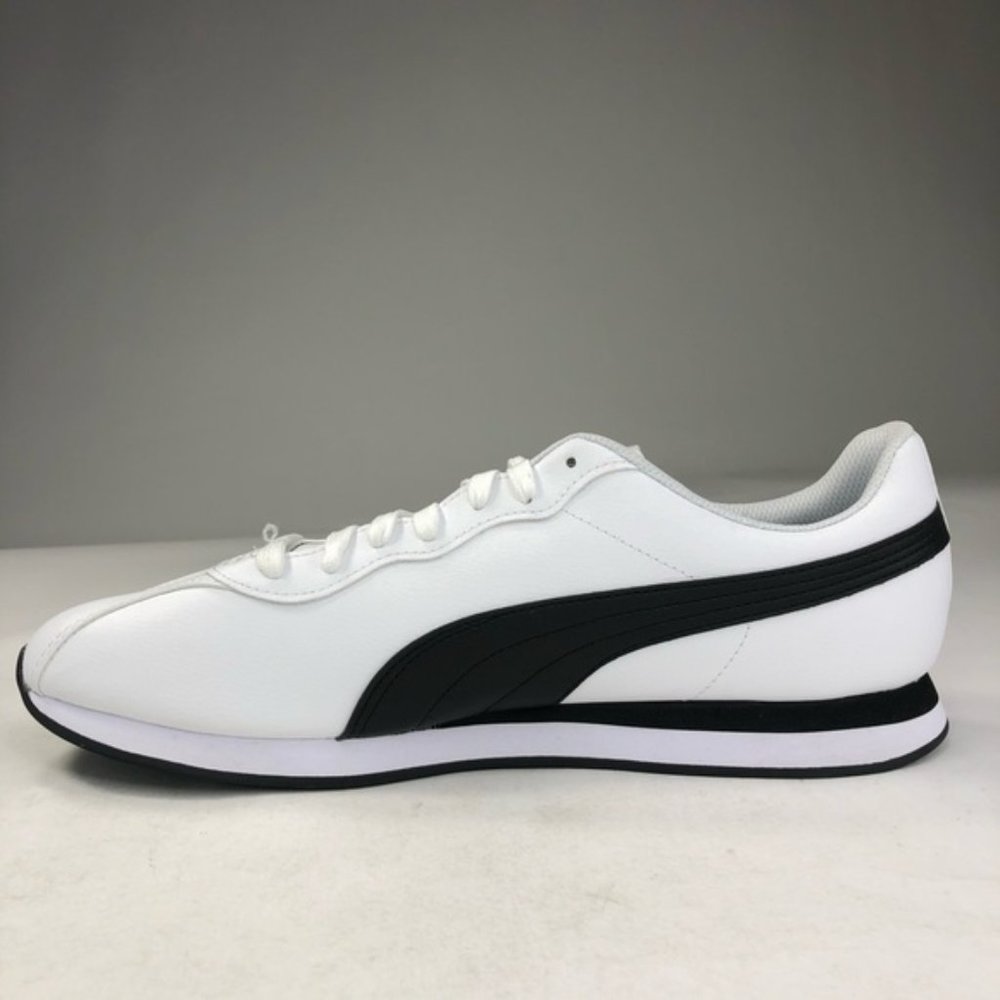 Puma Turin II White & Black Sneakers Mens Size 9.5